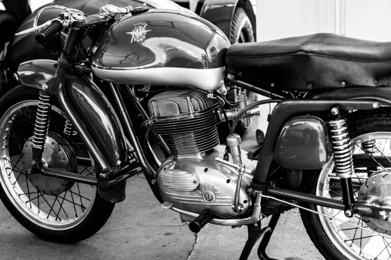Cours de mécanique moto pour hommes : Comment mieux connaître votre véhicule à deux roues ?